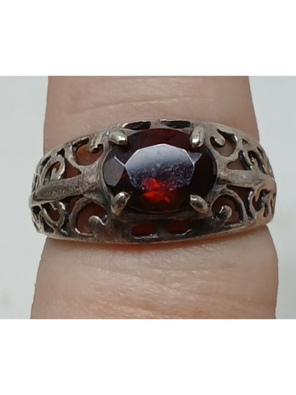 Vintage Garnet Sterling Silver Cocktail Ring Sz 6 Ornate Filigree Design #RB1-1
